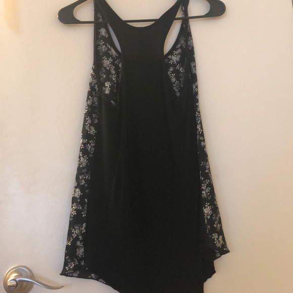 Floral tank top - Picture 3 of 5